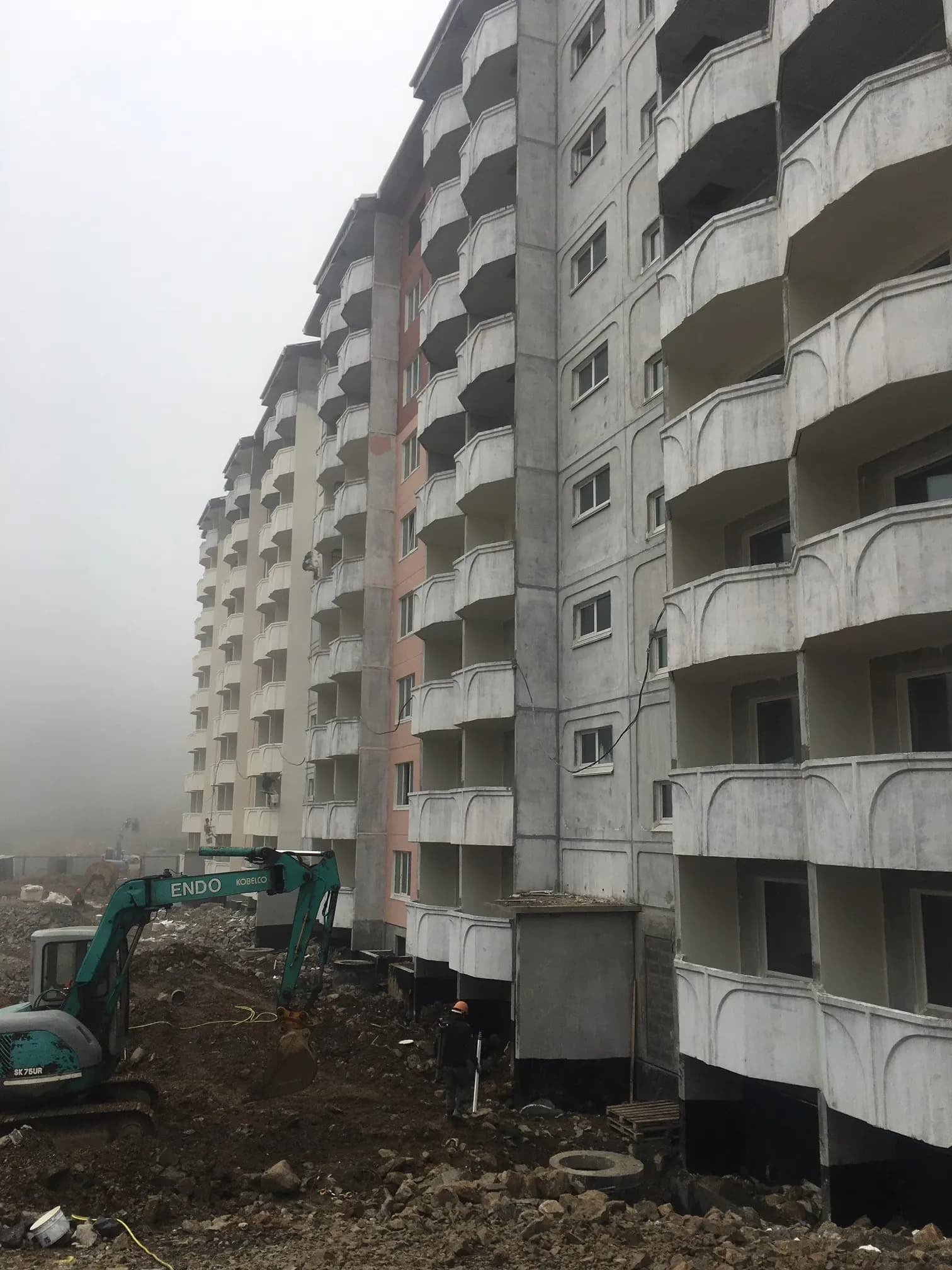 Жилые дома со встроенными помещениями в районе ул. Нейбута 81а, в г. Владивостоке. I этап строительства. Жилой Дом №3, фото 3