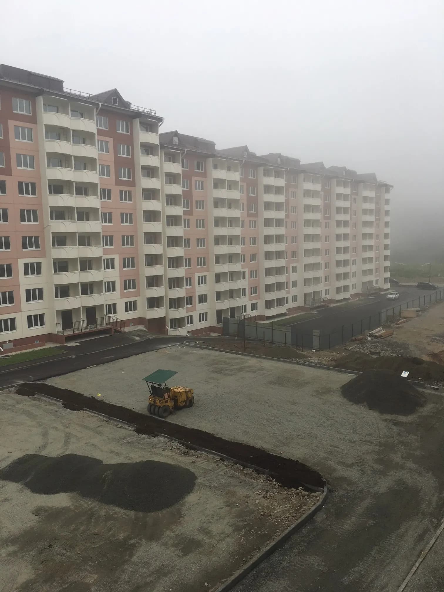 Жилые дома со встроенными помещениями в районе ул. Нейбута 81а, в г. Владивостоке. I этап строительства, фото 3